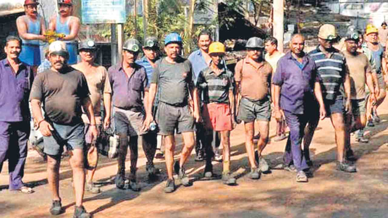 నల్ల నేల నిరసన గళం