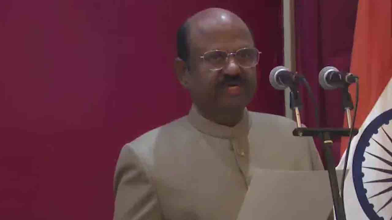 బెంగాల్ గ‌వ‌ర్న‌ర్‌గా ఆనంద ప్ర‌మాణం.. సువేందు అధికారి డుమ్మా