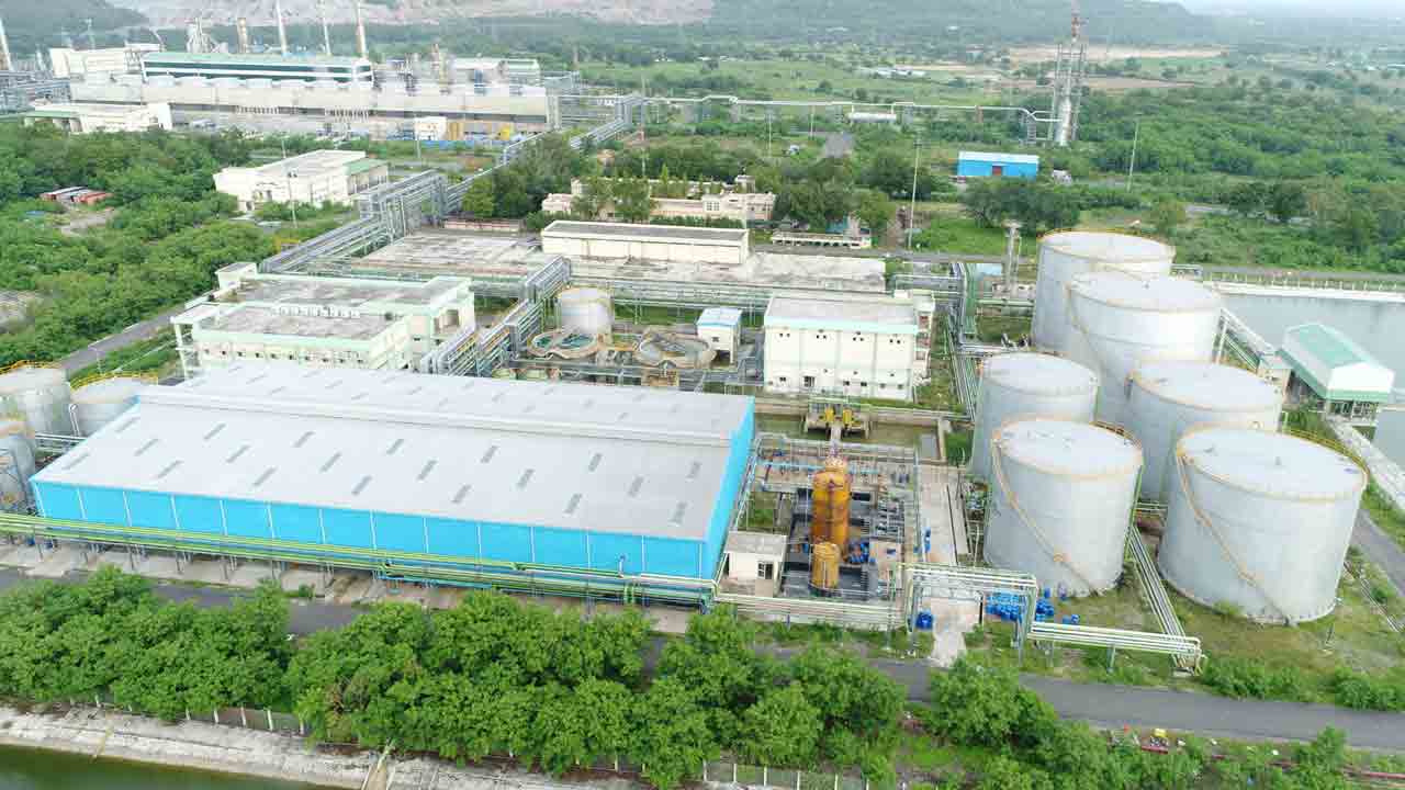 వనరులు మనవి.. పోస్టులు వాళ్లకా.. ఆర్‌ఎఫ్‌సీఎల్‌ ఉద్యోగాల్లో తెలంగాణకు అన్యాయం