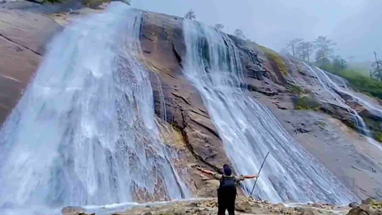 Dibang Valley Waterfall | పాలధారలా ఆ జలపాతం.. ఫిదా అవుతున్న నెటిజన్లు..!