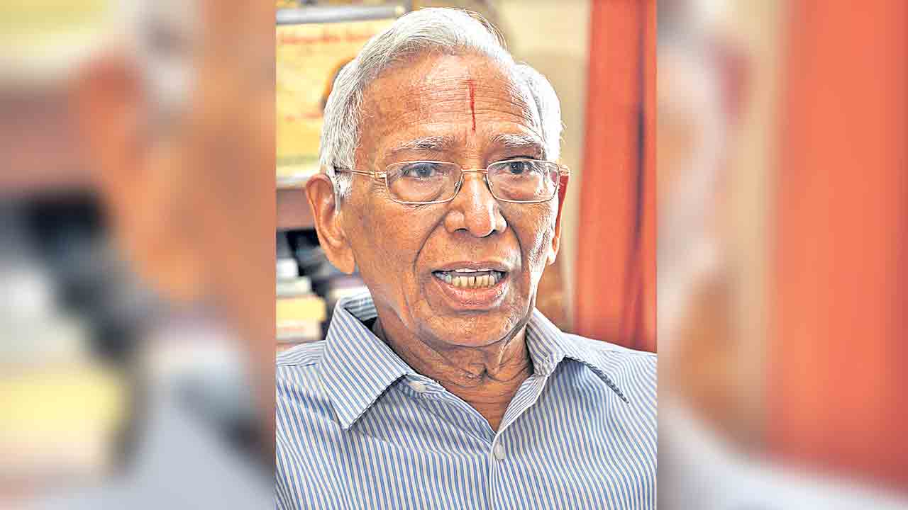 ఒరిగిన పాత్రికేయ శిఖరం