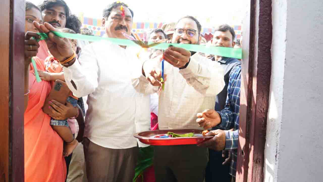 ప్రజల కోసం కేసీఆర్‌ చేసినన్ని పనులు మరే ముఖ్యమంత్రి చేయలేదు: మంత్రి ఎర్రబెల్లి