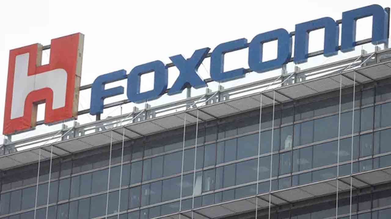 Foxconn | నాలిక్కర్చుకున్న ఫాక్స్‌కాన్.. ఇక ఆ పని చేయొద్దని స్పష్టమైన ఆర్డర్..!