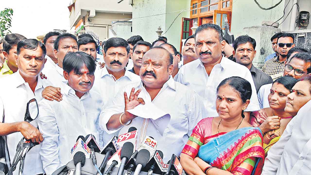 ఈడీ దాడులపై ఆగ్రహజ్వాల