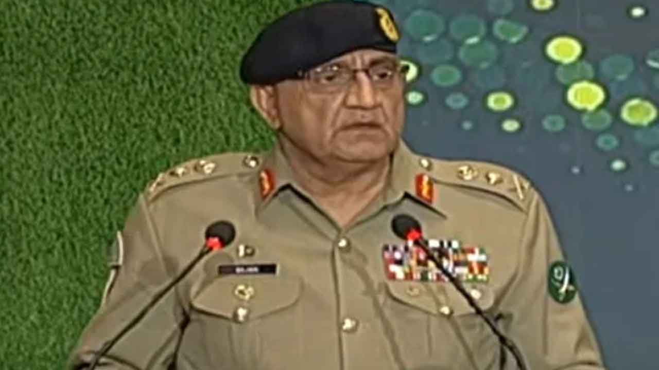 General Bajwa | పాక్ రాజకీయాల్లో సైన్యం జోక్యం నిజమే.. వీడ్కోలు ప్రసంగంలో జనరల్ బజ్వా