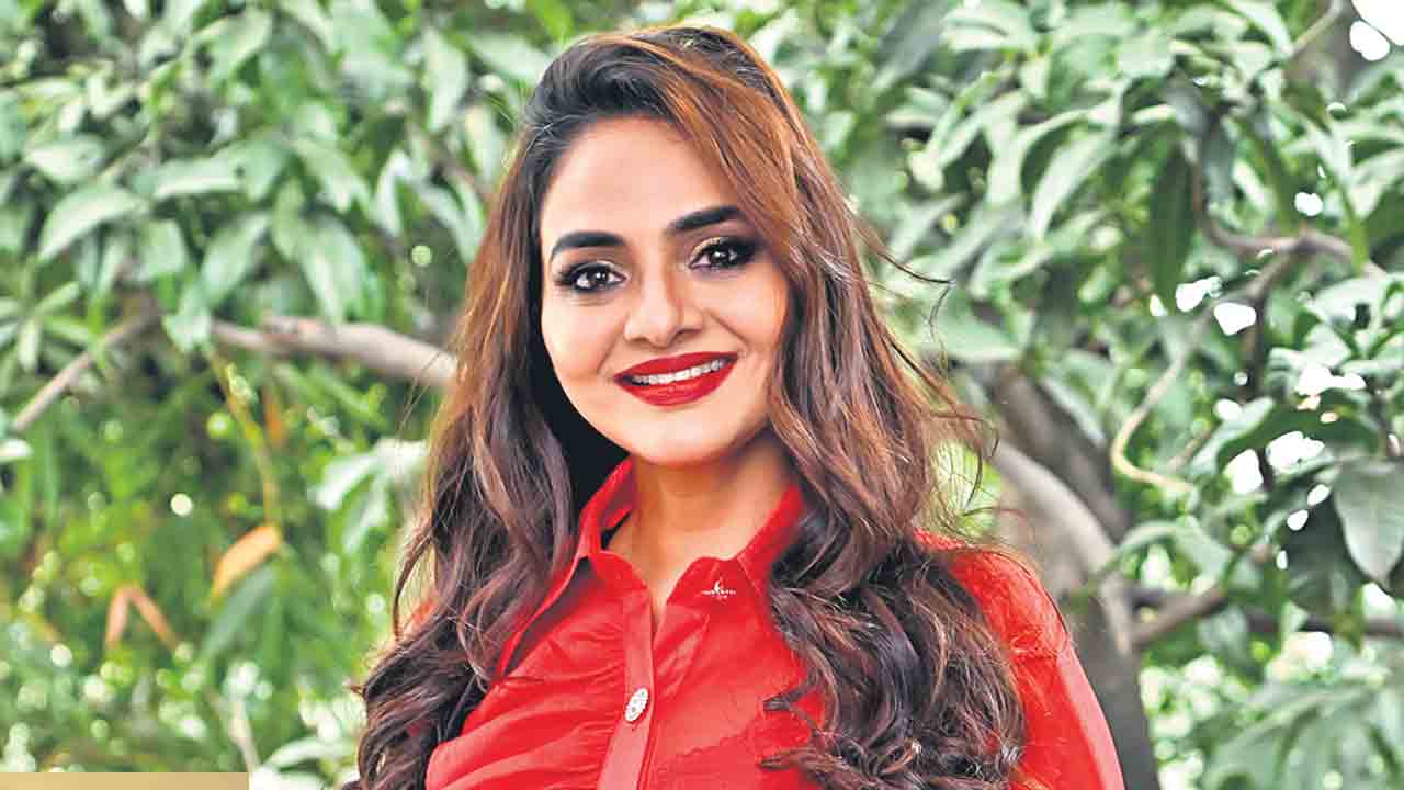 అప్పట్లోనే పాన్‌ ఇండియా తారను