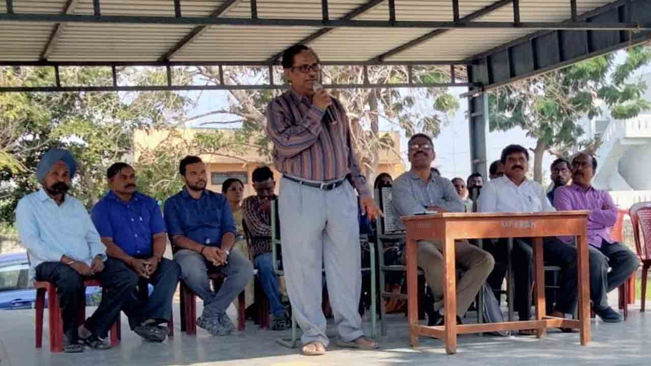 సైన్స్‌పై విద్యార్థులు అవగాహన పెంచుకోవాలి