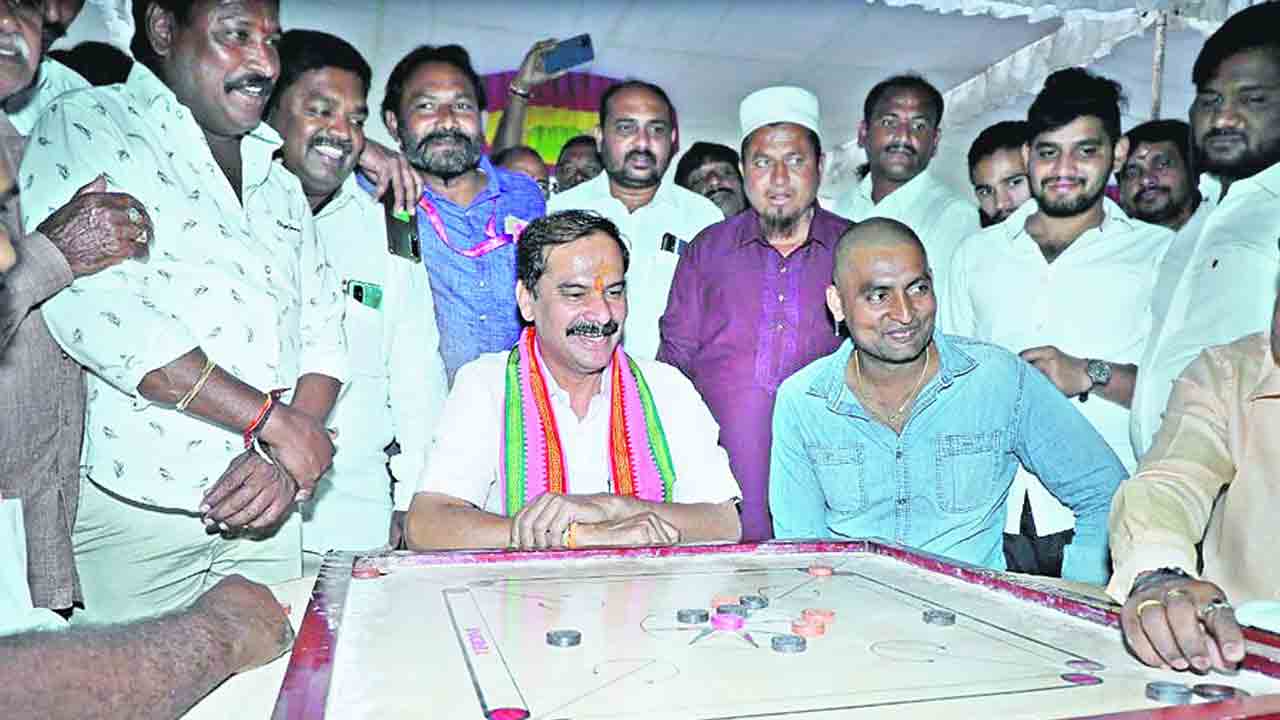 సంక్షేమ పథకాలను ప్రజల్లోకి తీసుకెళ్లాలి