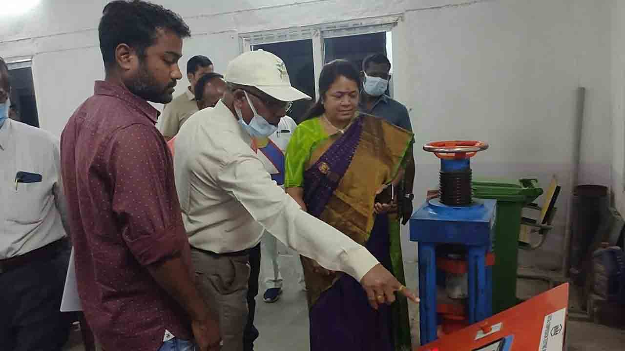 అభివృద్ధి పనుల నాణ్యతను పరిశీలించాలి