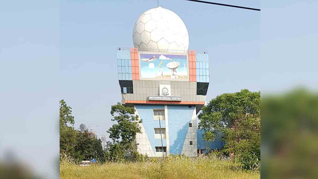 2 నుంచి 4 డిగ్రీలు తగ్గనున్న ఉష్ణోగ్రతలు