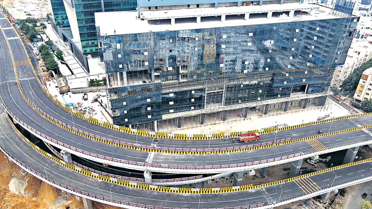 జూబ్లీ హిల్స్‌ టు ఔటర్‌ 10 నిమిషాల్లో