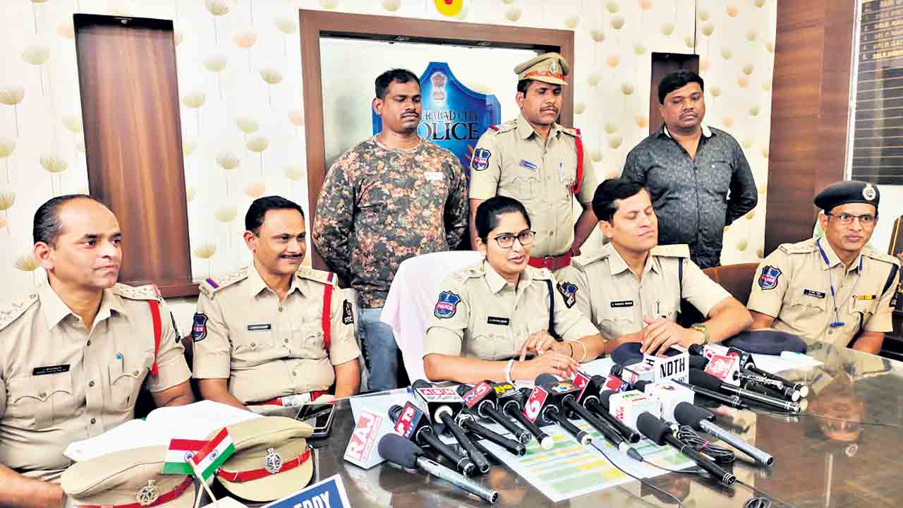 యజమాని ఇంటికి కన్నం