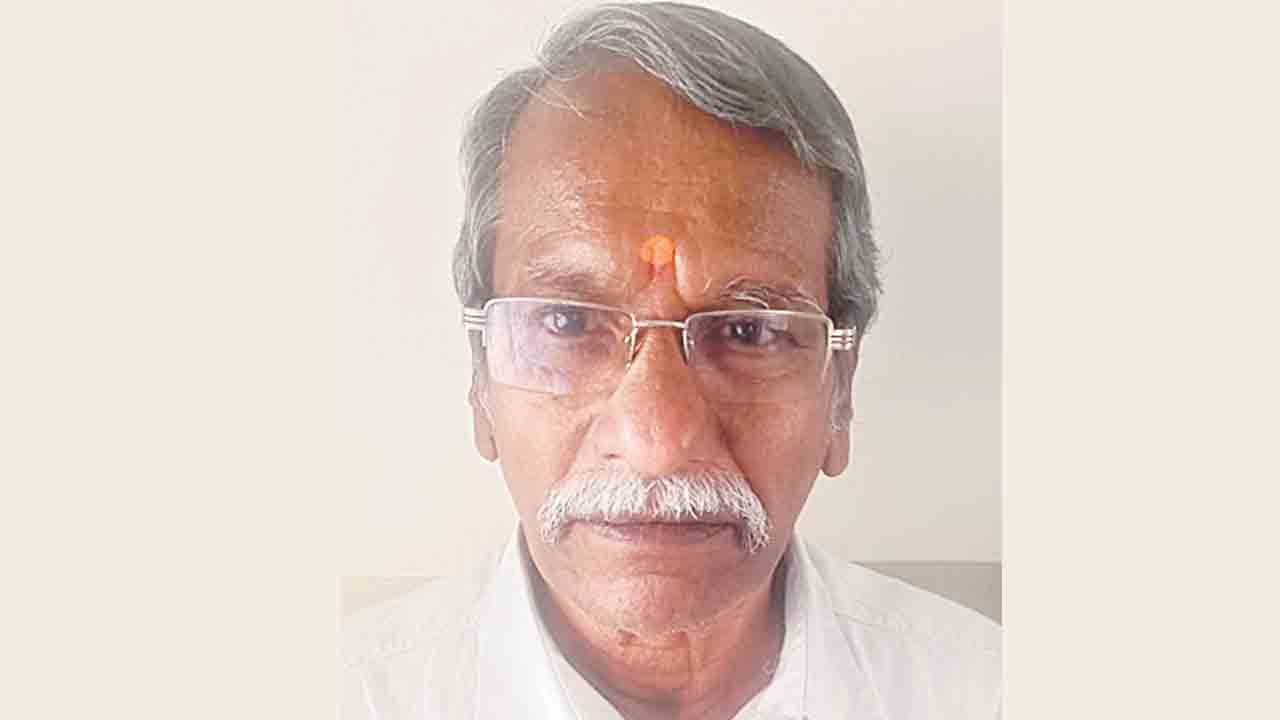 సొసైటీ సొమ్ము కాజేసిన కార్యదర్శికి జీవిత ఖైదు