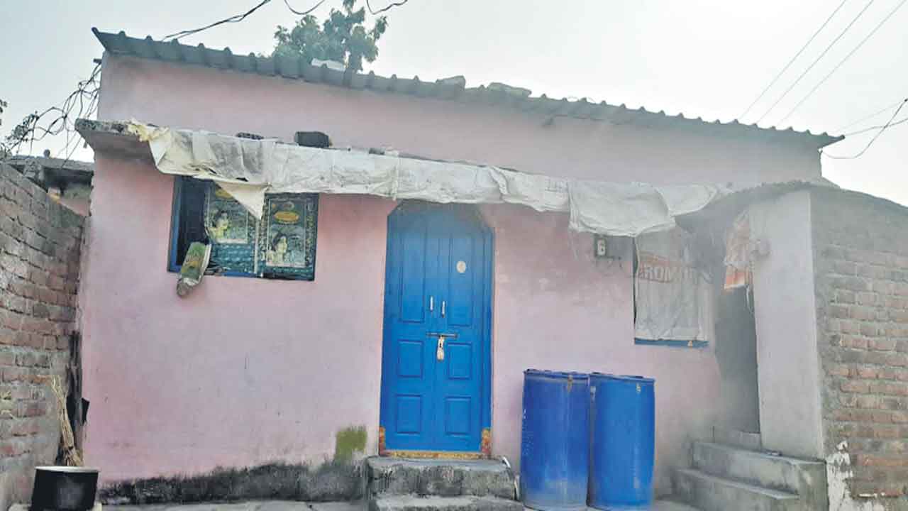 ప్రధాని ఆవాస్‌..పక్కా బోగస్‌