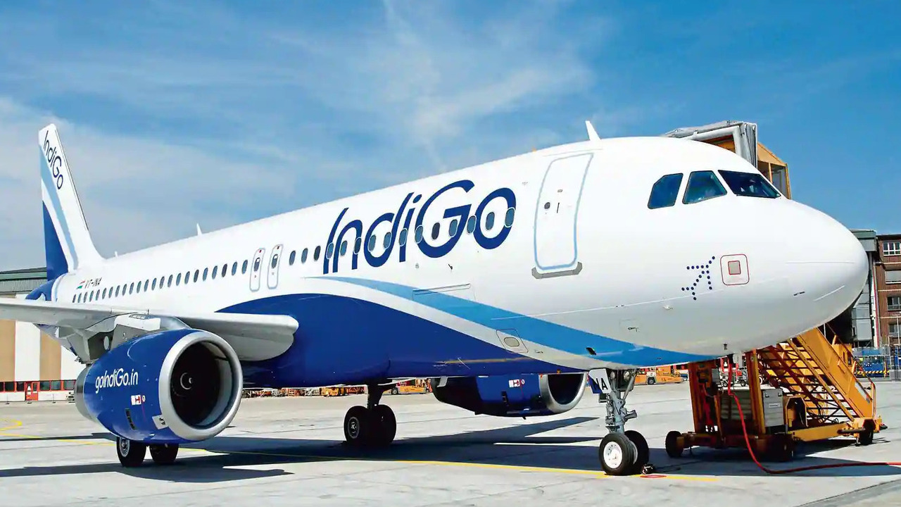 ఇండిగో విమానంలో సాంకేతిక లోపం : కోల్‌క‌తా ఎయిర్‌పోర్ట్‌లో సేఫ్ ల్యాండింగ్‌