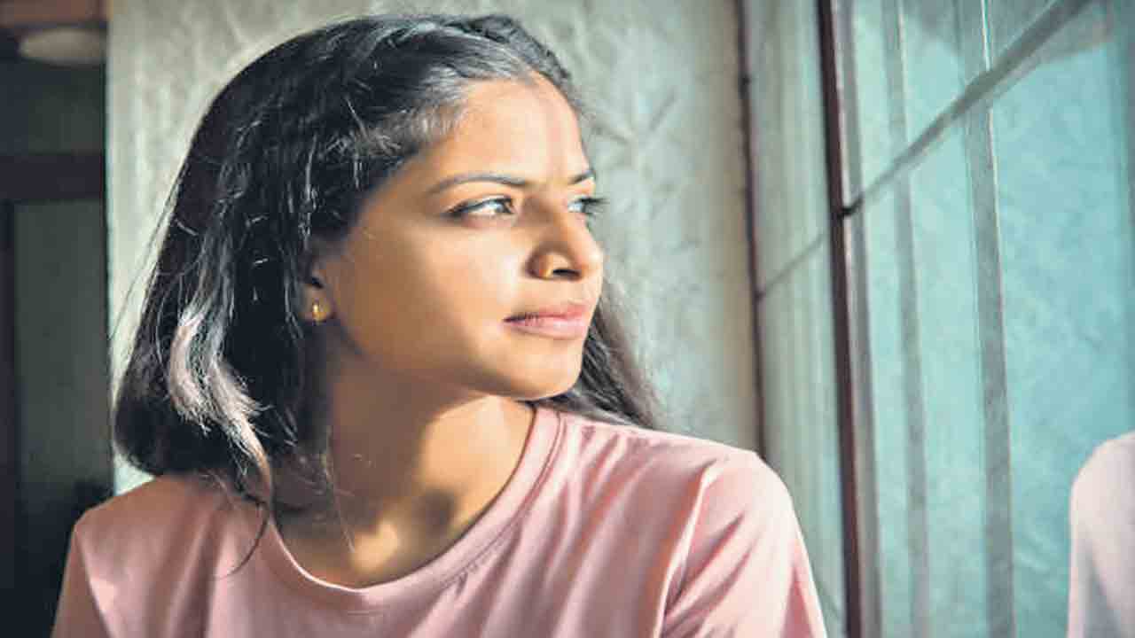 అంతా ఏడిపిస్తున్నారు!