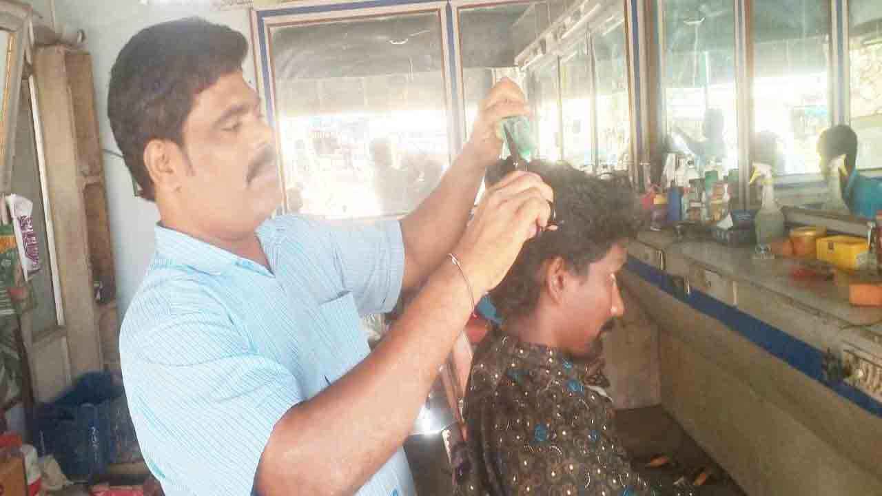 చేతివృత్తిదారుల జీవితాల్లో వెలుగులు