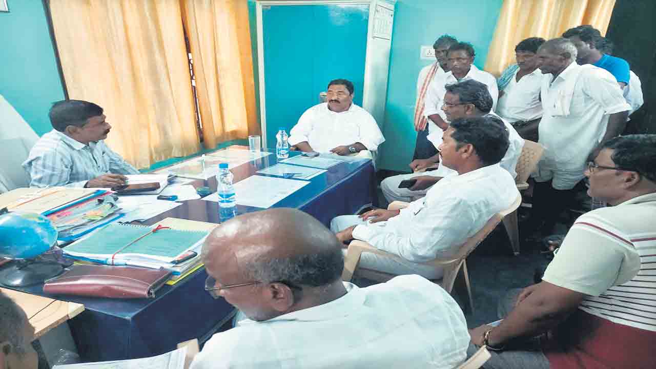 డివిజన్‌ సమస్యలు పరిష్కరించాలి : ఎమ్మెల్యే సండ్ర