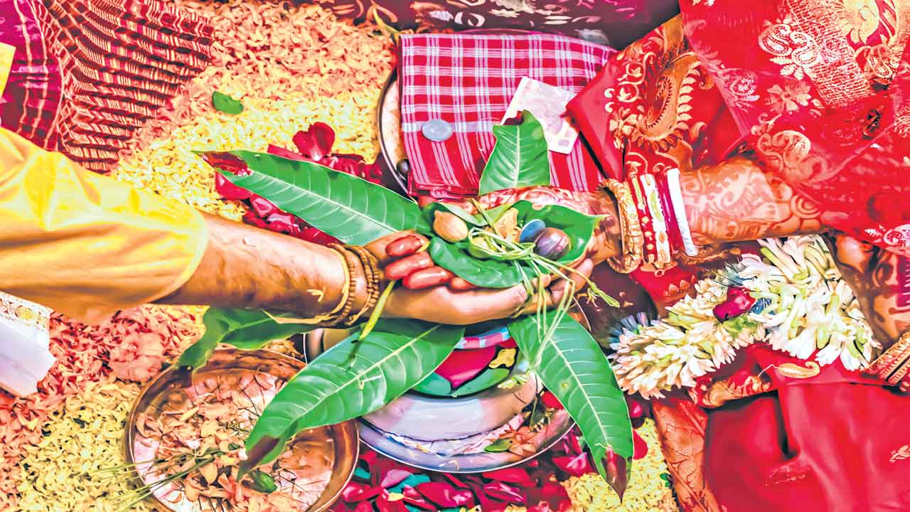 సంక్షేమంలో తెలంగాణ సరికొత్త రికార్డు.. కల్యాణలక్ష్మి @ 10000 కోట్లు