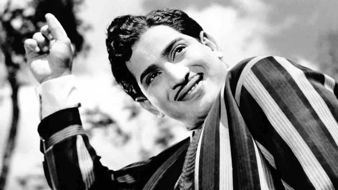 అర్ధాంతంగా నిలిచిపోయిన కృష్ణ ఫస్ట్‌ సినిమా..!  ఆ సినిమా విజయంతో 20 చిత్రాలకు సైన్‌..!