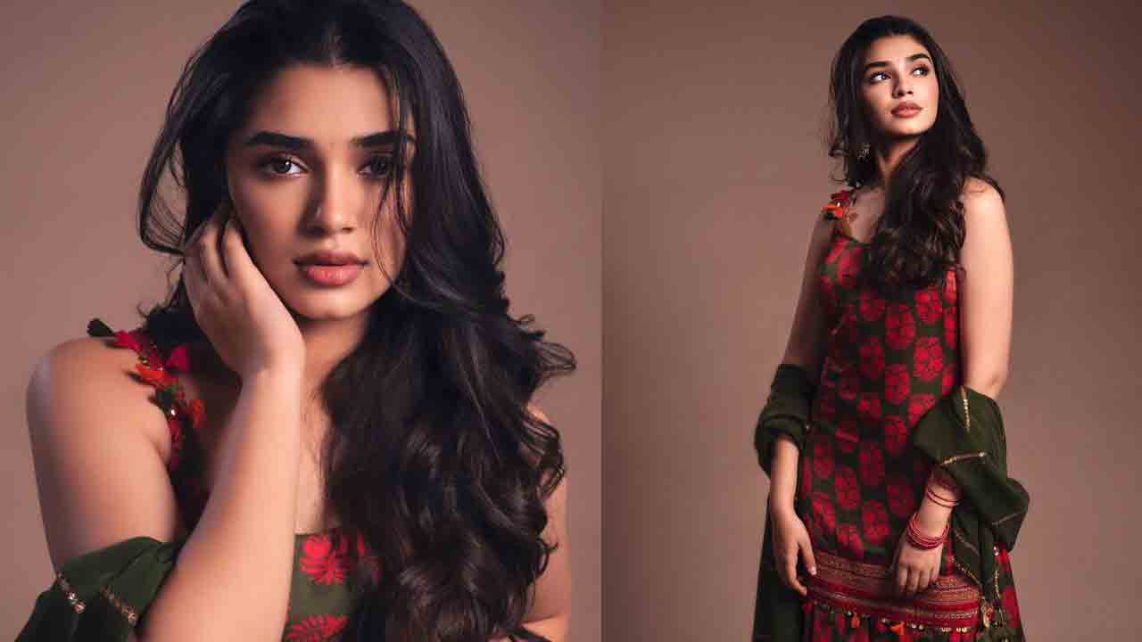 Krithi Shetty | నీ కన్ను నీలి సముద్రం.. నీ నవ్వు ముత్యాలహారం.. కృతిశెట్టి ఫొటోలు వైరల్