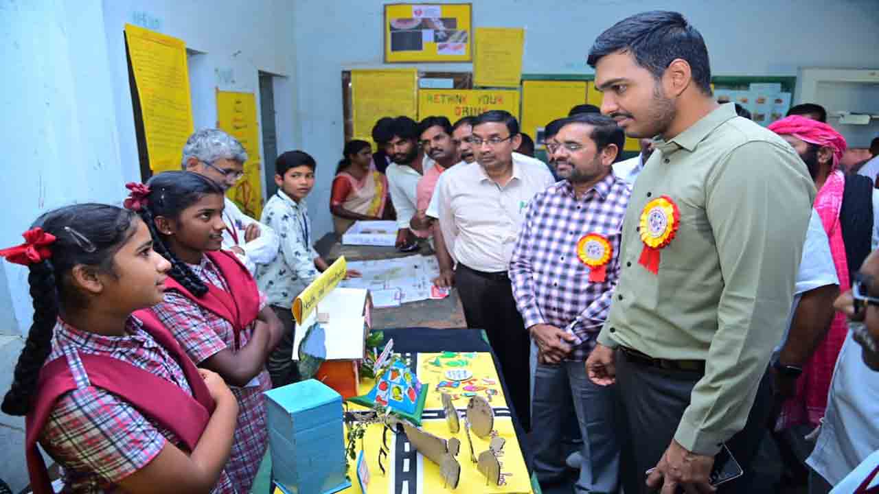 నూతన ఆవిష్కరణలు చేపట్టాలి