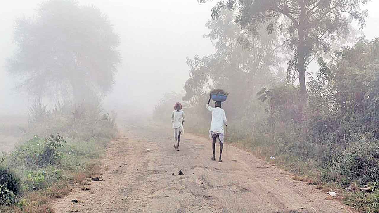 వాహనదారులకు ఇబ్బందులు