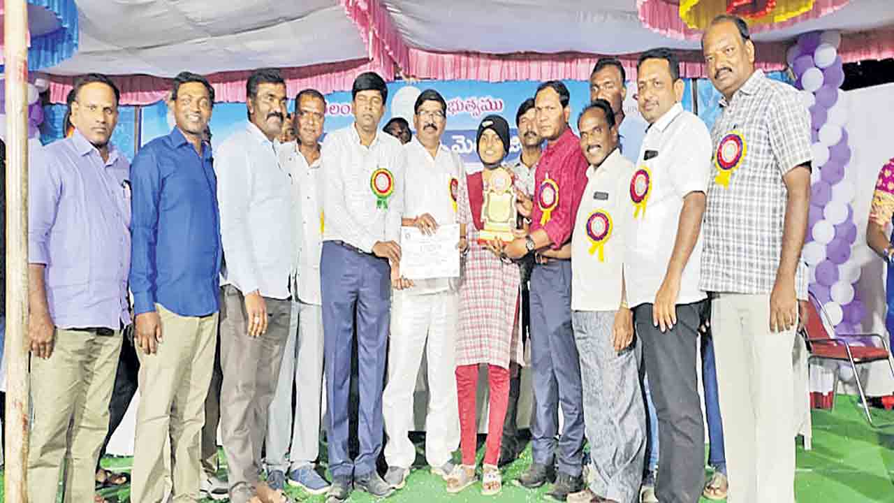 మూడు రోజులు పండుగలా జిల్లా స్థాయి వైజ్ఞానిక ప్రదర్శన