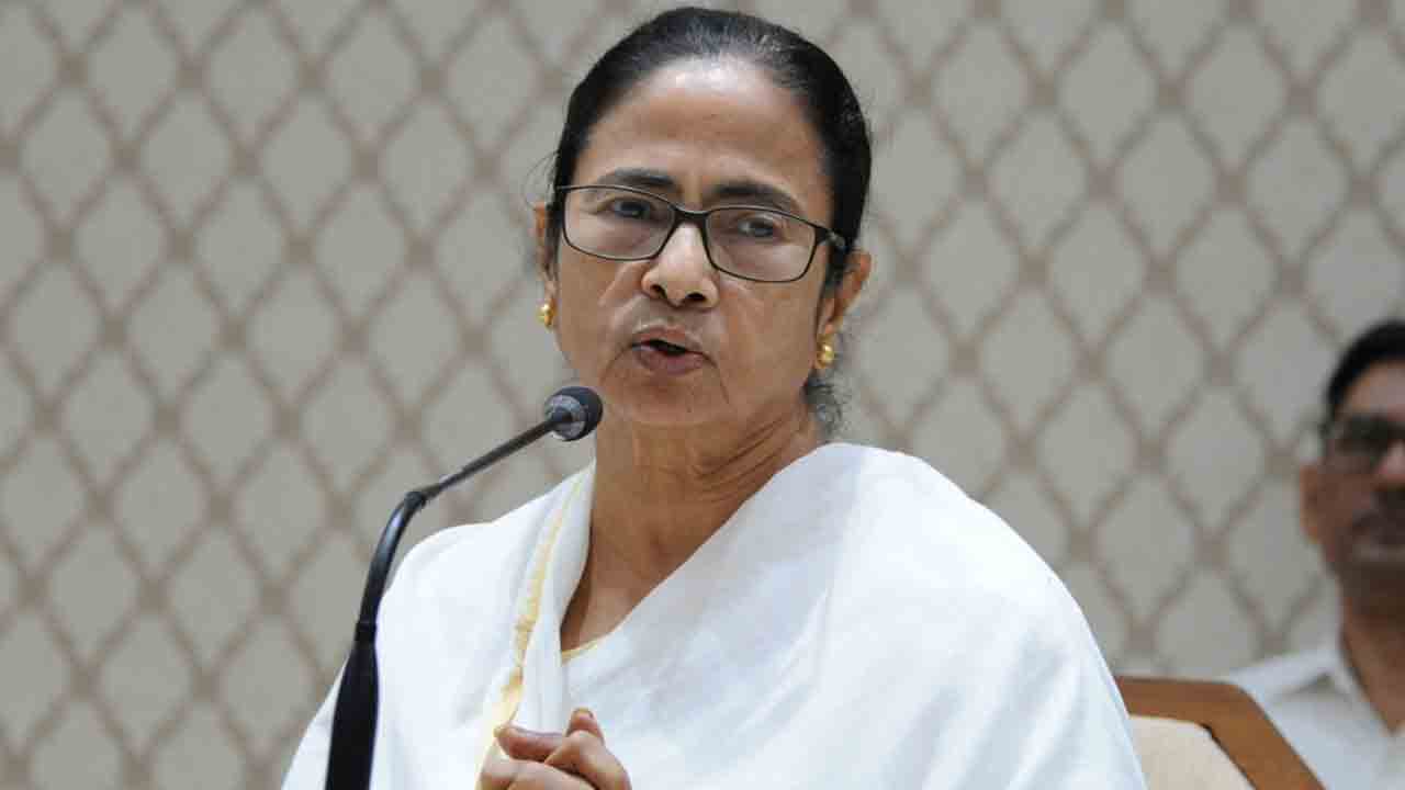 బకాయిలు చెల్లించకుంటే కేంద్రానికి జీఎస్టీ ఆపేస్తాం