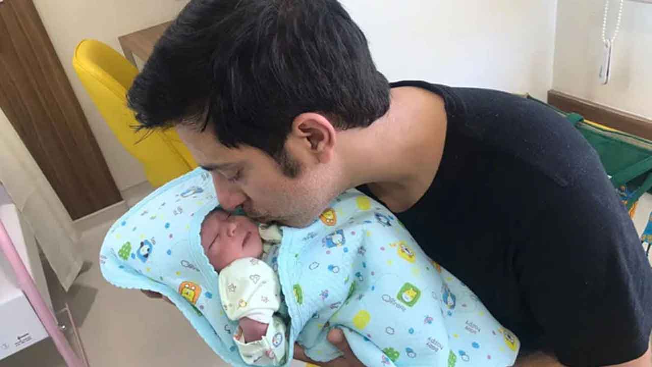 Father Promotion | తండ్రిగా ప్రమోషన్‌ పొందాడు.. కూతురుతో గడిపేందుకు జాబ్‌ వదిలేశాడు..