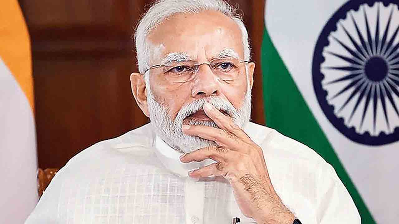 రైతన్నలపై కేసులు ఇంకా అలాగే.. ఏడాది క్రితమే ఎత్తేస్తామన్న మోదీ