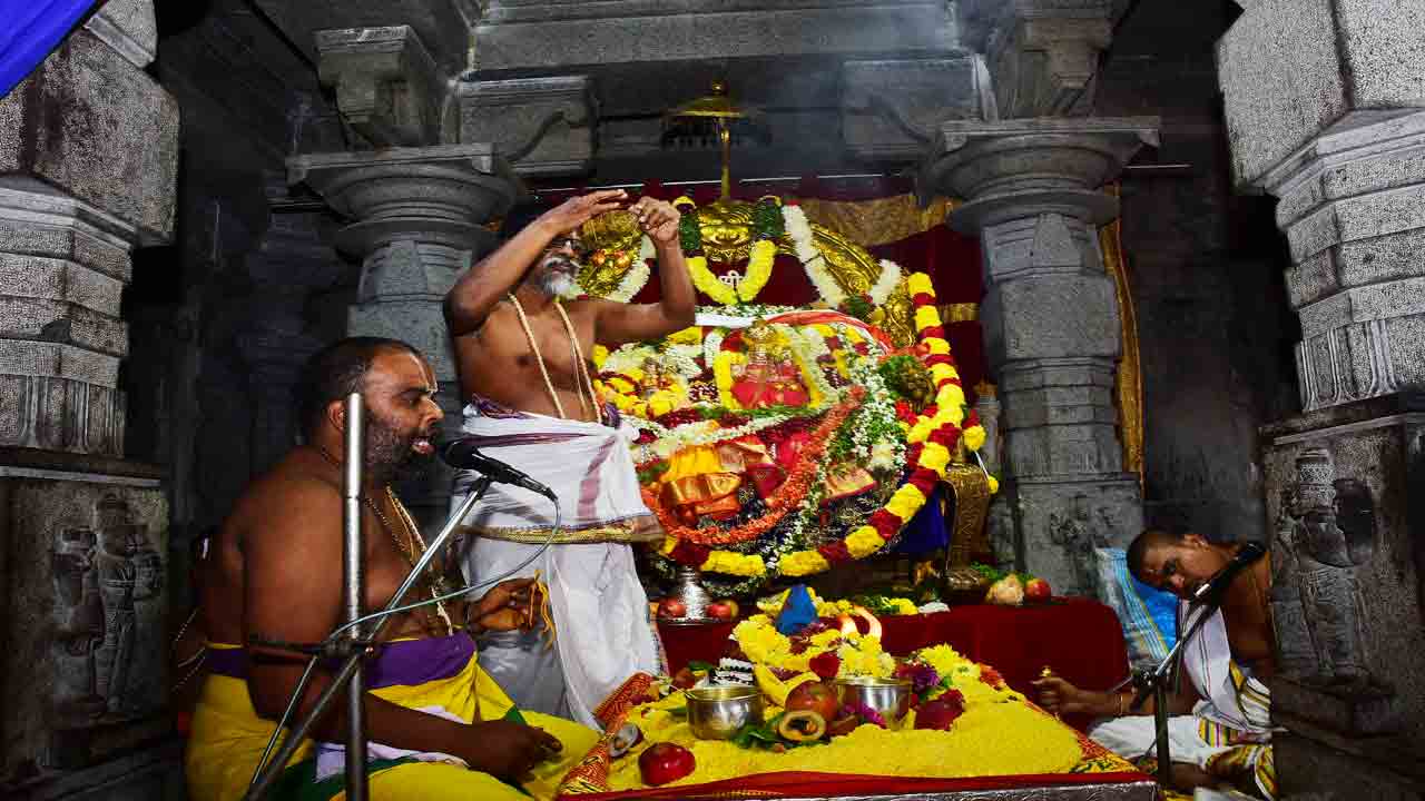 యాదాద్రిలో వైభవంగా నిత్యోత్సవాలు