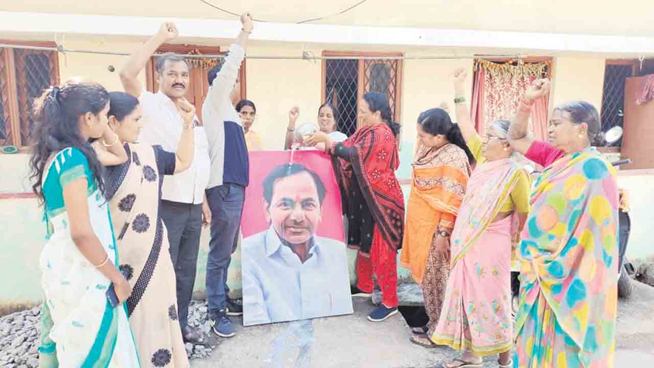 ఘనంగా ‘దీక్షా దివస్‌’