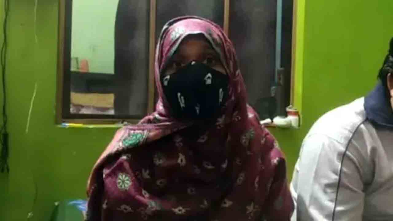 యూపీ ఓటర్ల జాబితాలో పాకిస్థానీ మహిళ పేరు