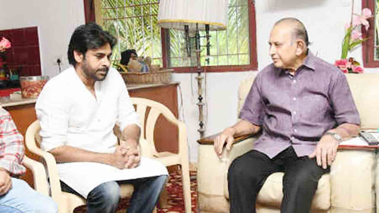 Super Star Krishna | కృష్ణ మరణం తెలుగు చిత్ర పరిశ్రమకు తీరనిలోటు: పవన్‌ కల్యాణ్‌