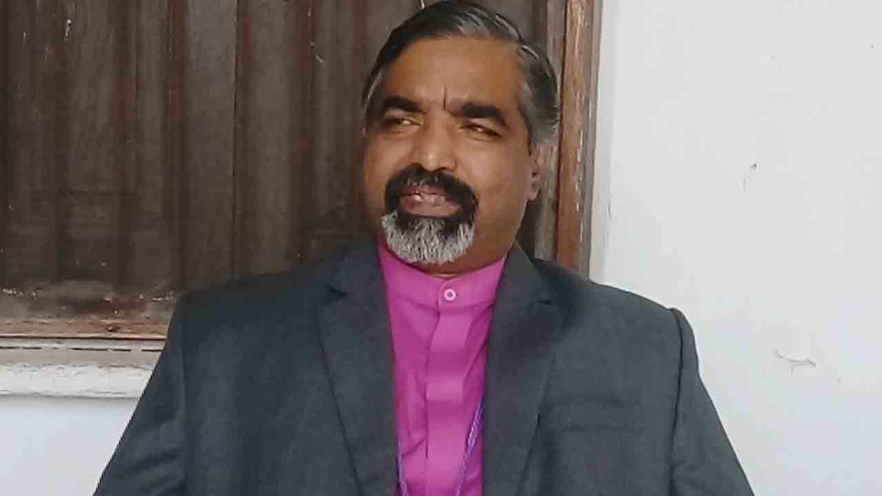 మెదక్‌ చర్చి బిషప్‌ సాల్మన్‌రాజ్‌ సస్పెన్షన్‌