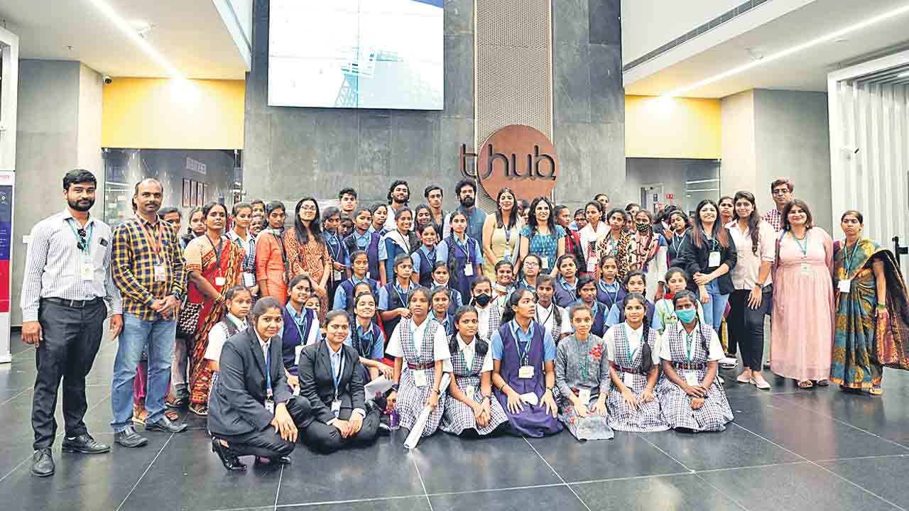 నిరుపేదలైతేనేం..