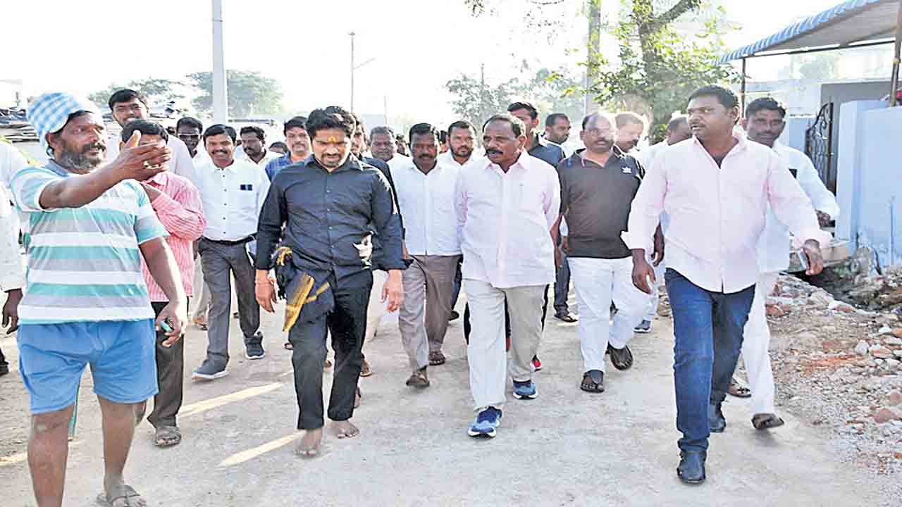 గ్రామాల అభివృద్ధికి ప్రభుత్వం పెద్దపీట