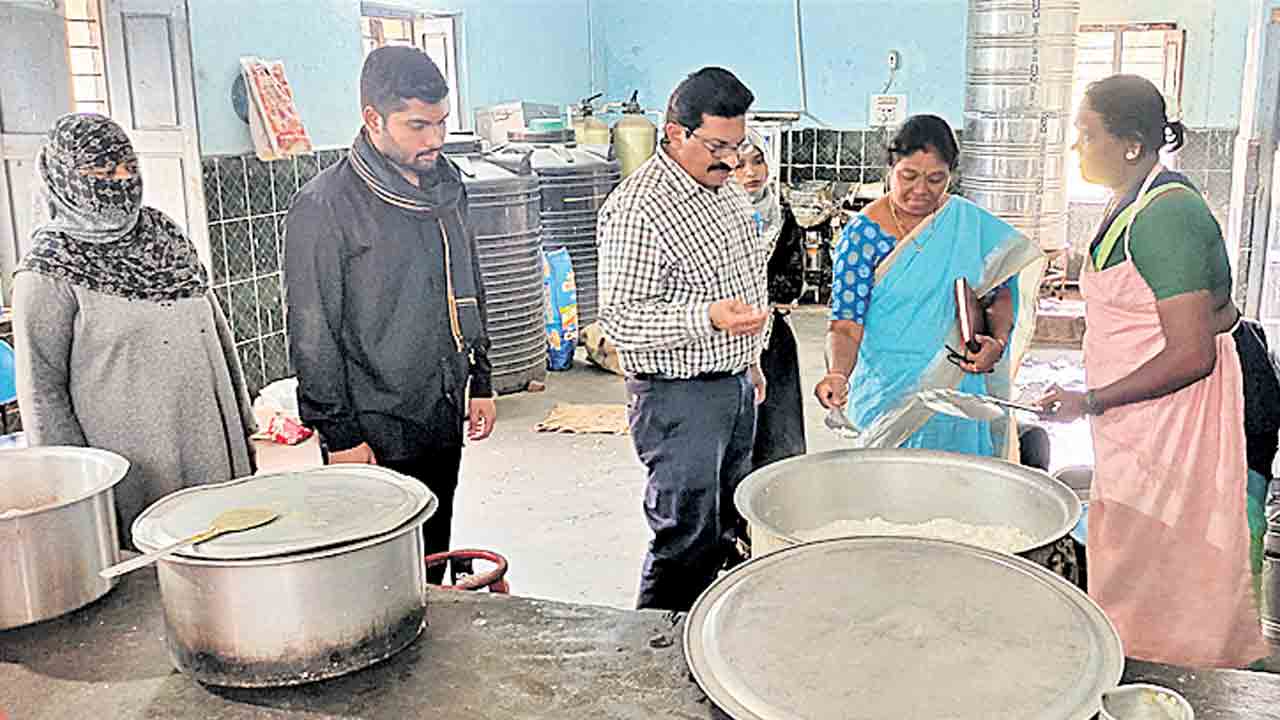 మీ ఆరోగ్యం.. మీ చేతుల్లో..