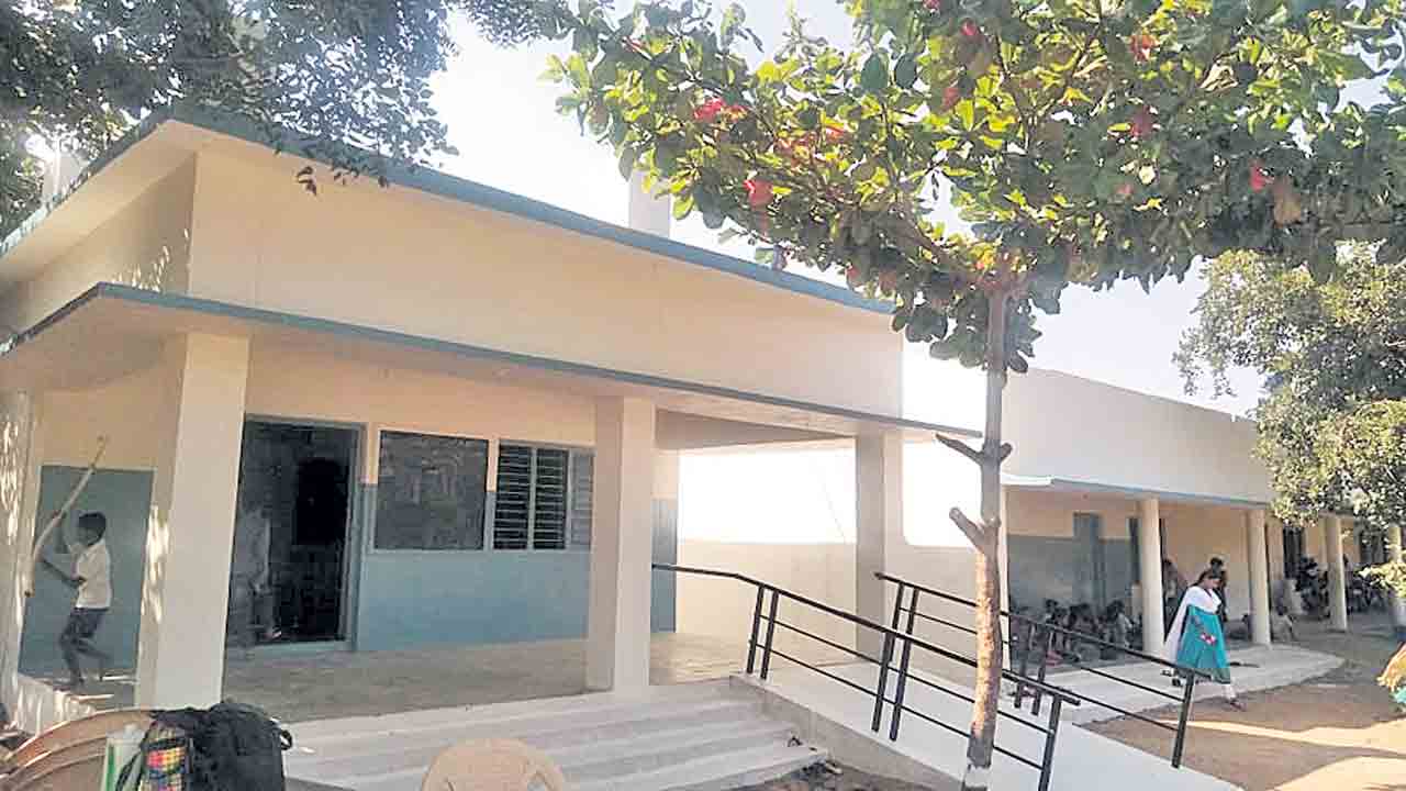 ‘మన ఊరు – మన బడి’తో మారిన ప్రభుత్వ పాఠశాలల రూపురేఖలు