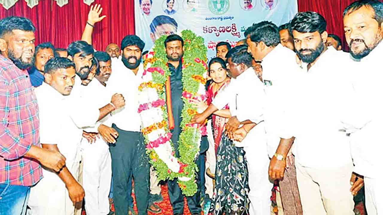 అర్హులైన ప్రతి ఒక్కరికీ ప్రభుత్వ పథకాలు