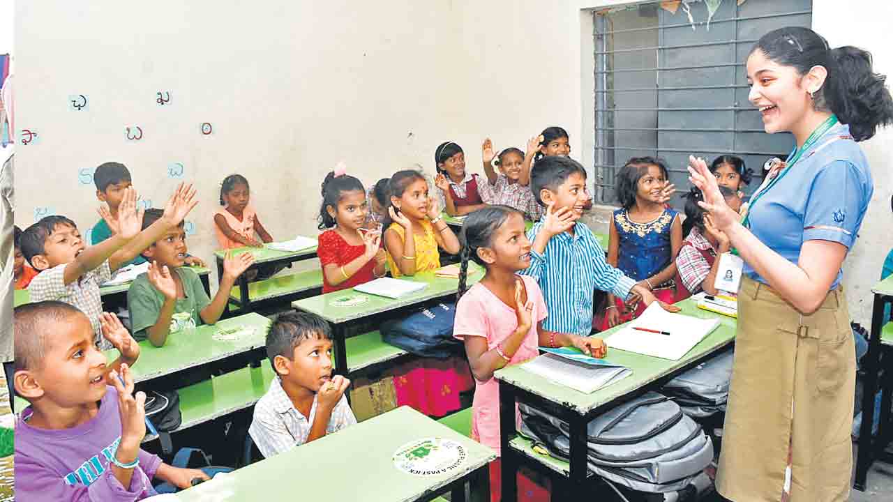 అనాహిత.. సమాజ హిత