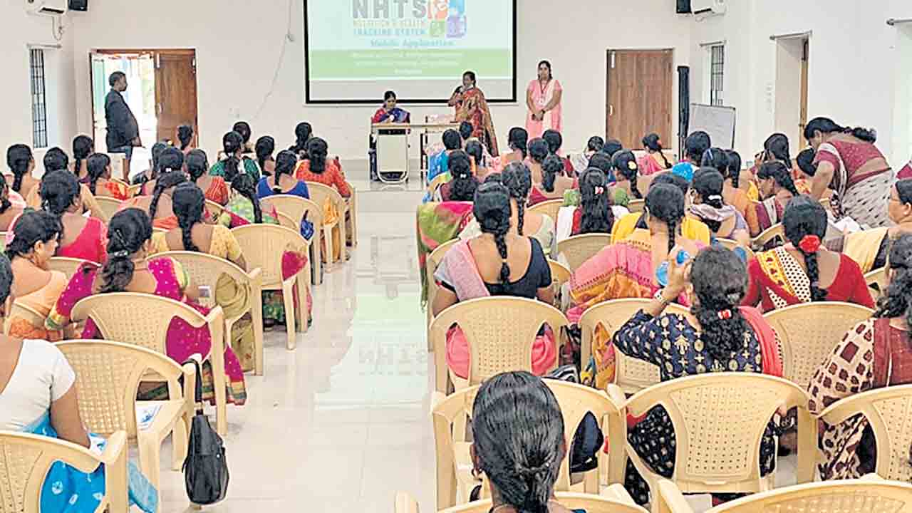 సెల్‌ఫోన్‌లోనే సమస్త సమాచారం