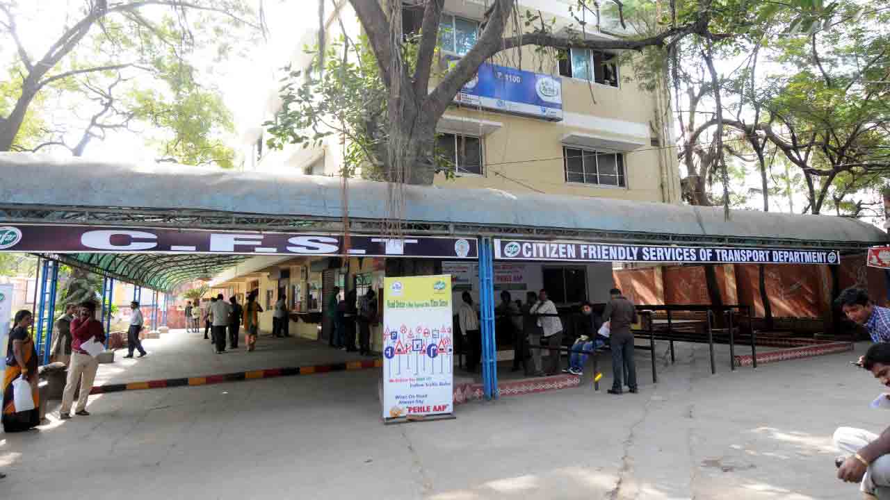 రూ.15 లక్షలు పలికిన TS 09 FY 9999