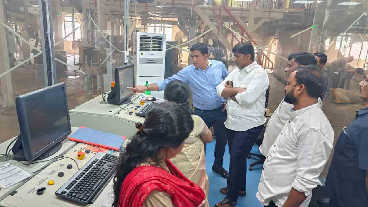 షోషకాహారం అందించడమే సీఎం కేసీఆర్ లక్ష్యం : మేడే రాజీవ్ సాగర్