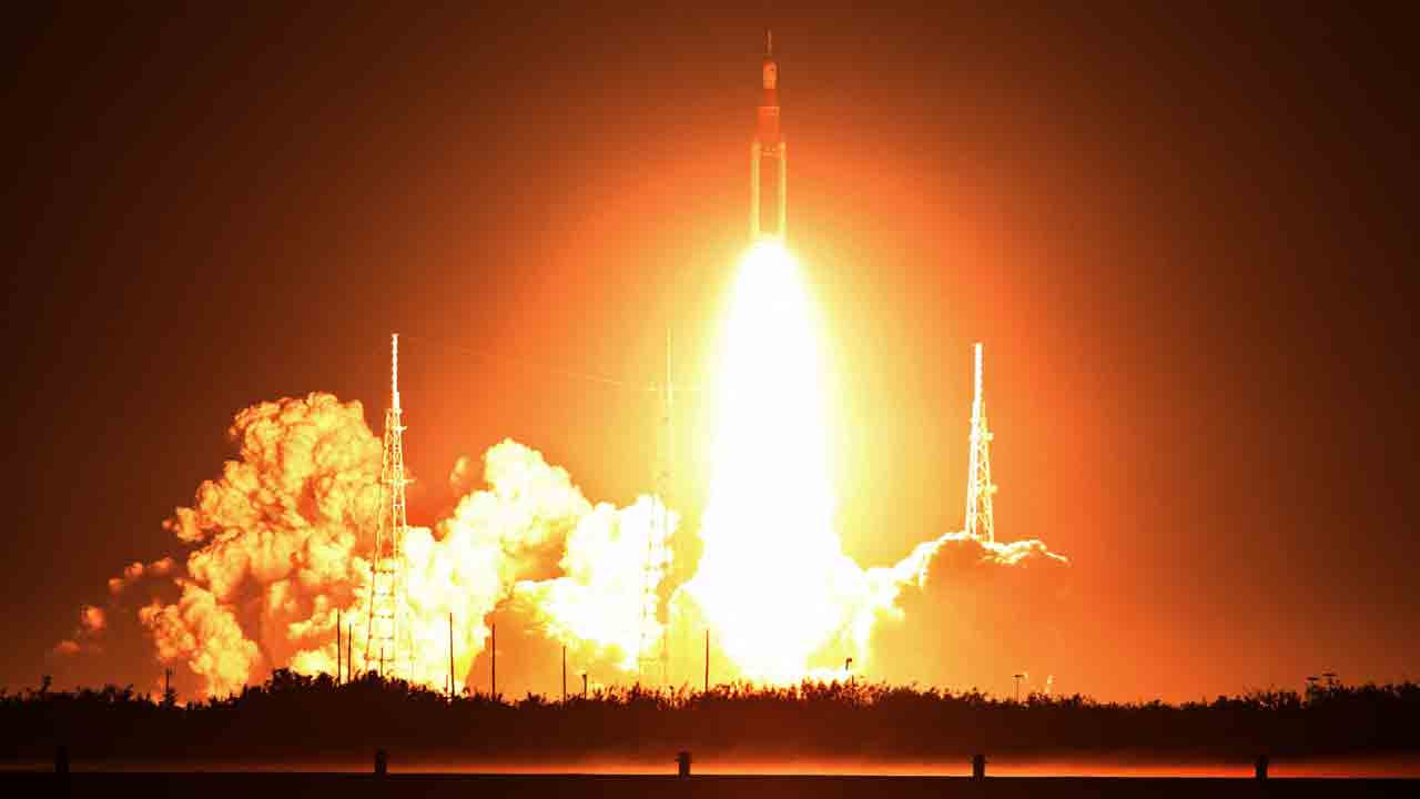 జాబిలిపైకి నాసా రాకెట్‌