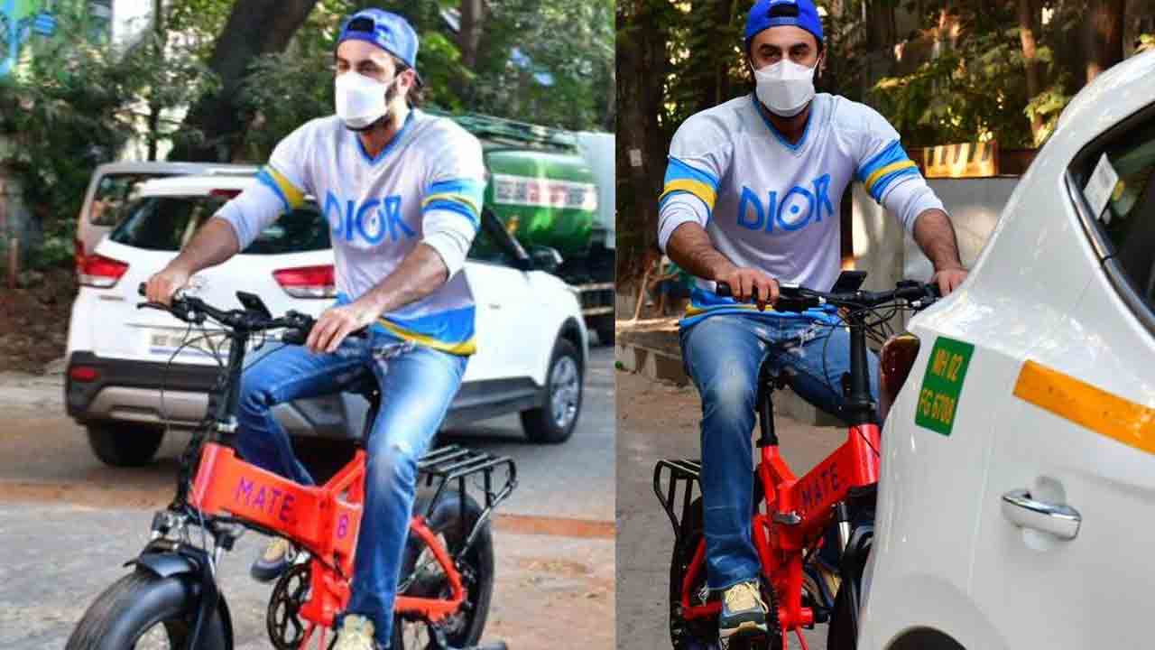 Ranbir Kapoor | సైకిల్‌పై ముంబయి వీధుల్లో రణ్‌బీర్‌ చక్కర్లు.. ఫొటోలు వైరల్‌..!