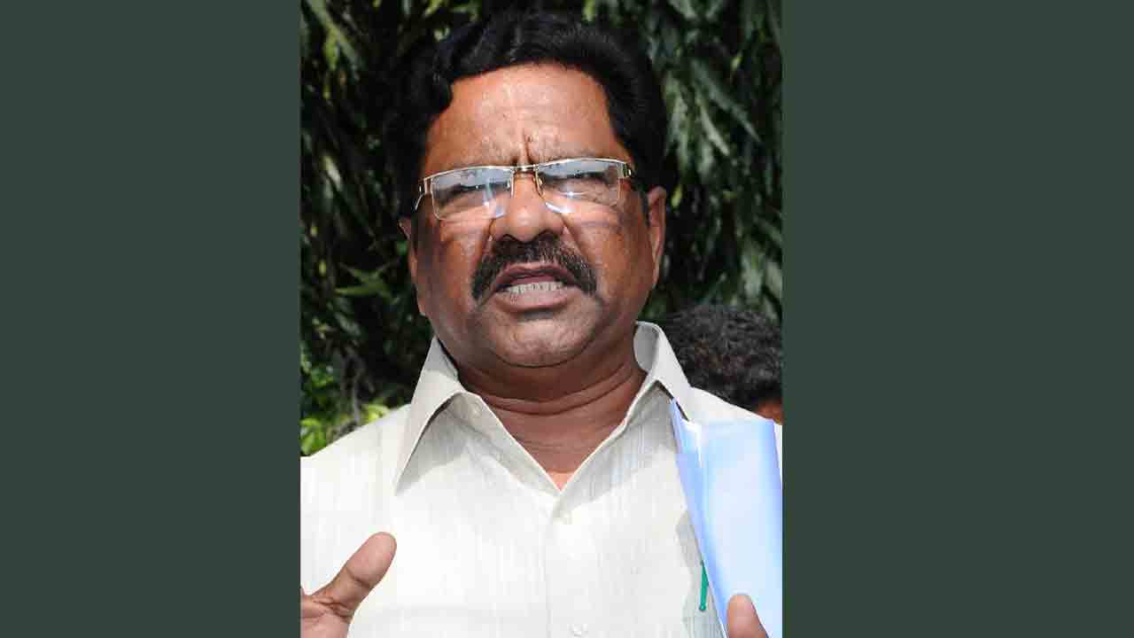 రాష్ట్రంలో గవర్నర్‌ సమాంతర ప్రభుత్వం