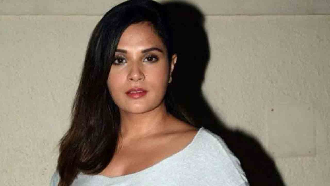 Richa Chadha | భారత సైన్యానికి క్షమాపణలు చెప్పిన బాలీవుడ్‌ నటి రిచా చద్దా..!