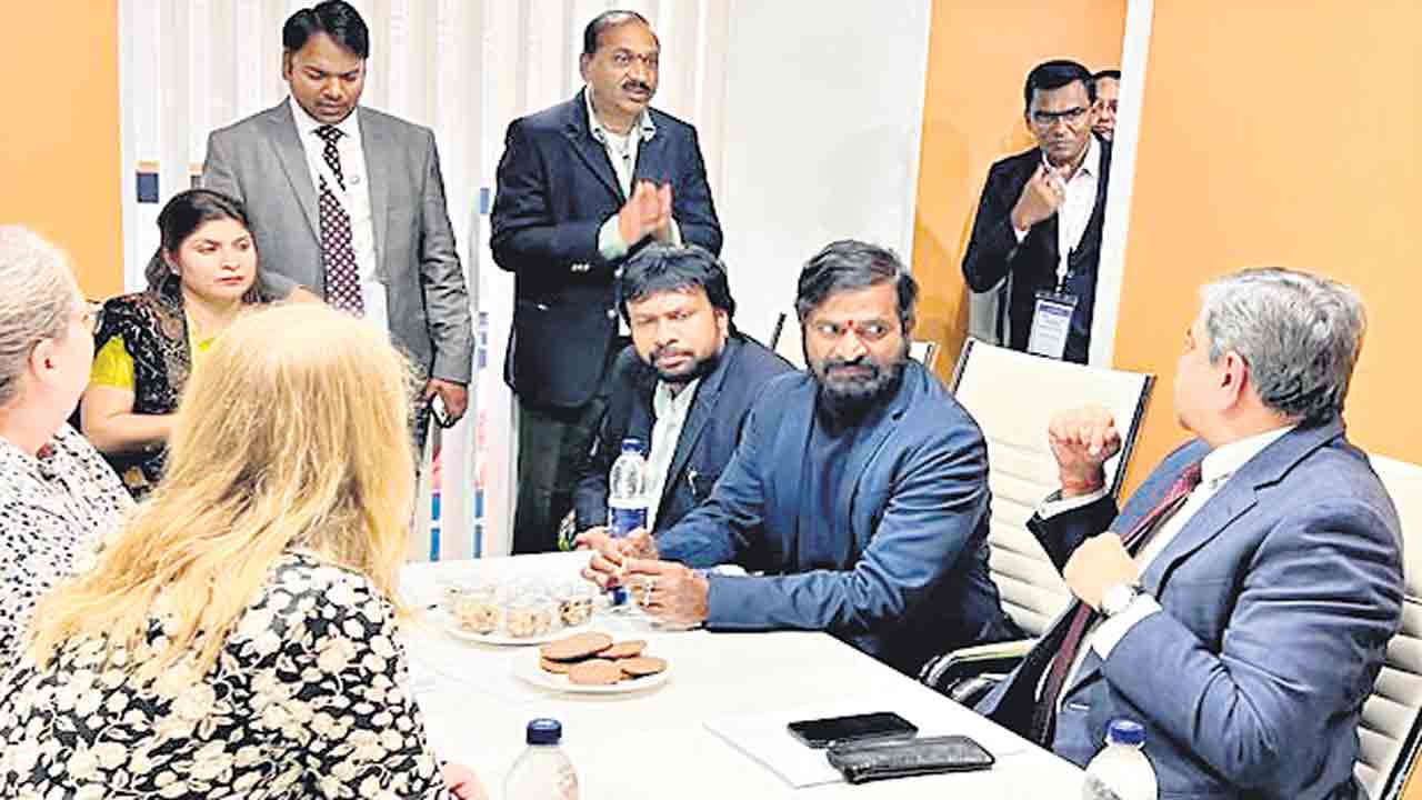 పర్యాటకుల భూతల స్వర్గం తెలంగాణ